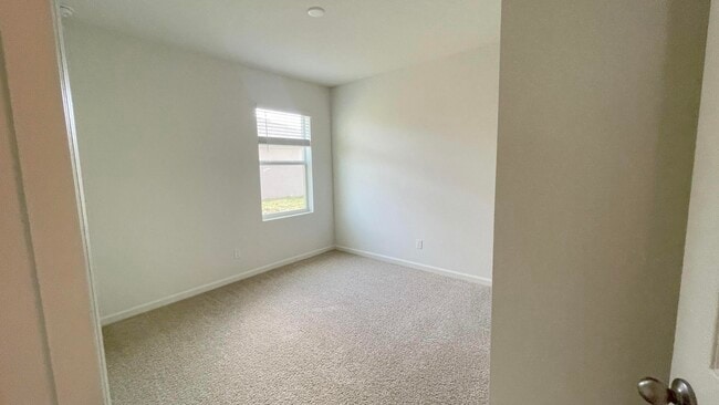 Building Photo - 9617 Potomac Dr