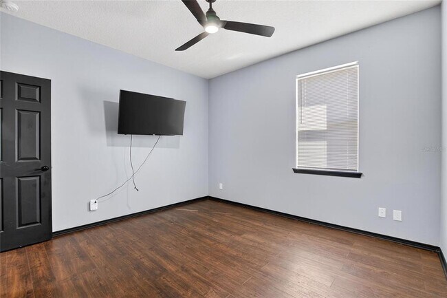 Building Photo - 653 Petal Mist Ln