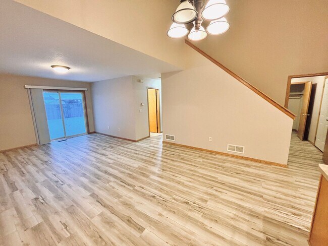 Building Photo - 1040/1044 4th St SE, Forest Lake, MN 55129 (duplex)