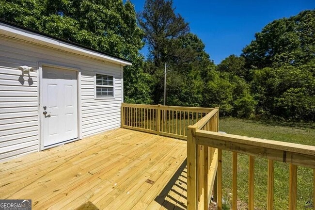 Building Photo - 427 Gun Club Rd
