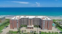 Building Photo - 1345 N Hwy A1A