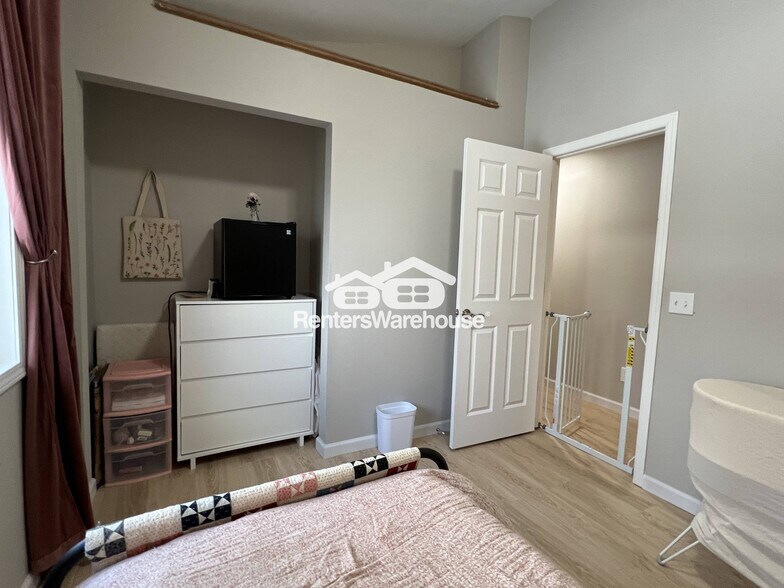 Building Photo - 3838 Danbury Trail