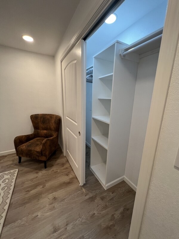 Building Photo - 1716 Kade Ct