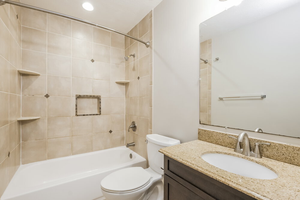 Building Photo - 140 Birch Rill Dr