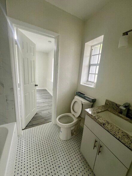 Bathroom - 1630 NW 35th St