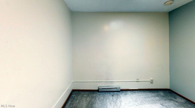 Building Photo - 6257 3rd Ave