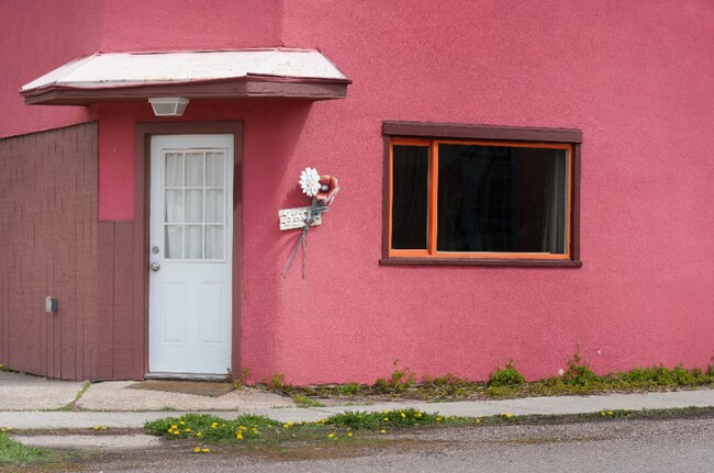 Building Photo - 339 5th St W