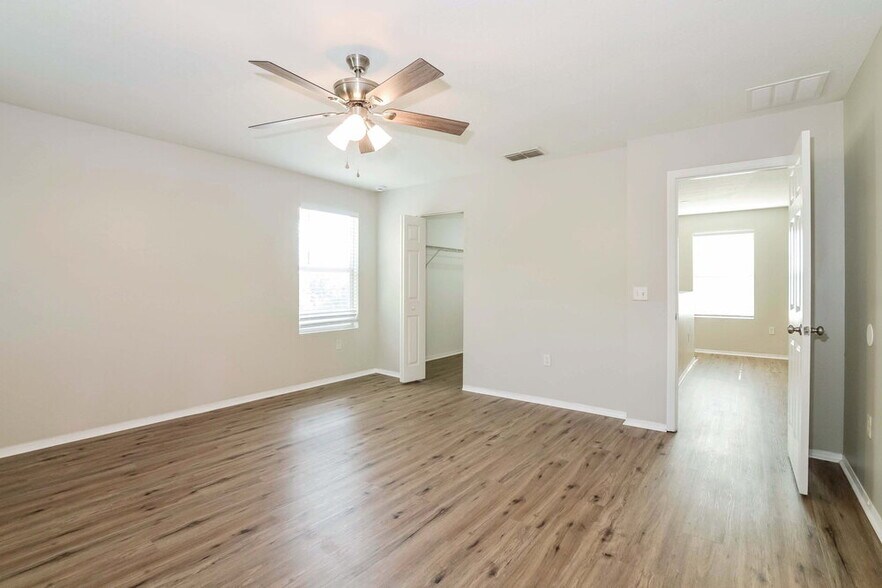 Building Photo - 2857 Breezy Meadow Rd