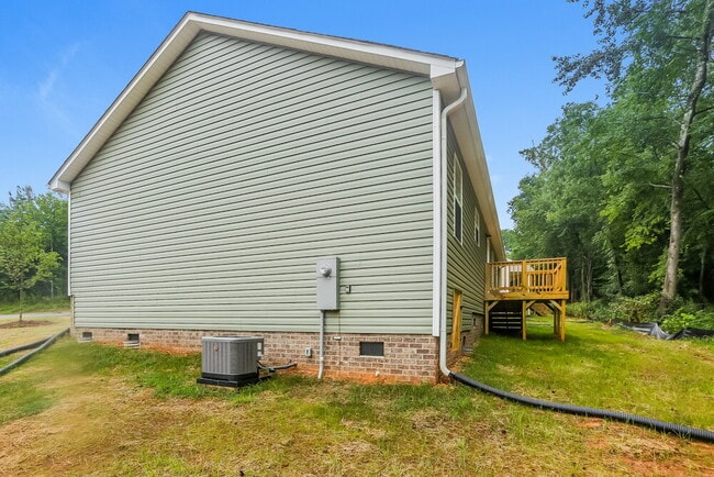 Building Photo - 8264 Historic Hill Dr