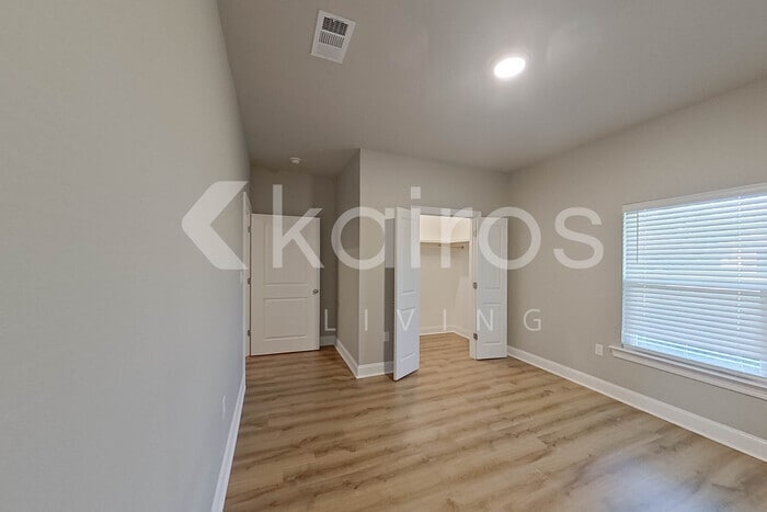 Building Photo - 22868 Monterey Ave