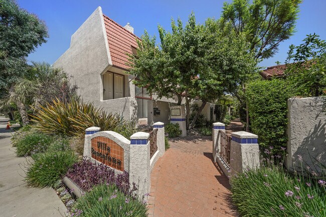 Building Photo - 22259 Erwin St