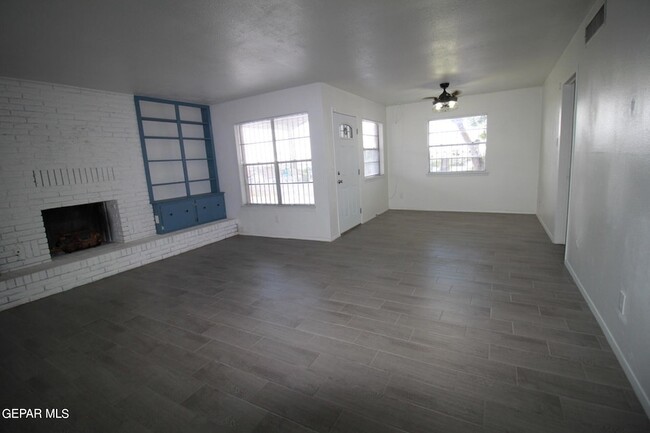 Building Photo - 3615 Olympic Ave