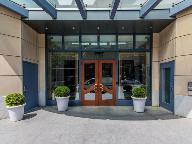 Building Photo - 303 Columbus Ave