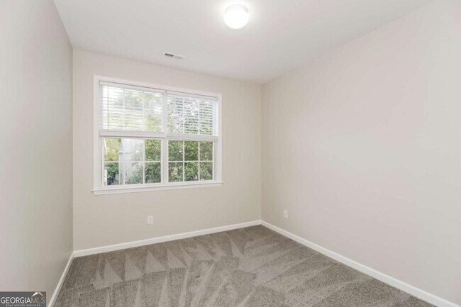 Building Photo - 4505 Lightning Bolt Trail