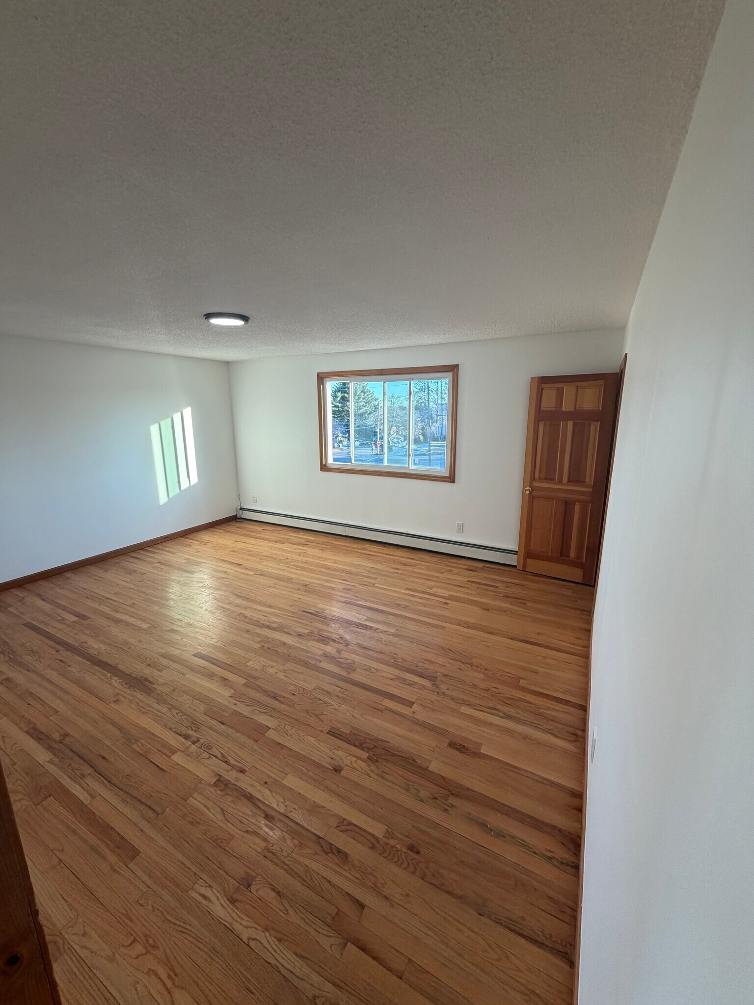 Building Photo - 218 Booth St