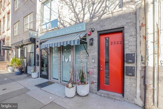 Building Photo - 2222 Frankford Ave