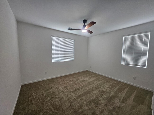 Building Photo - 548 Fremont Pass