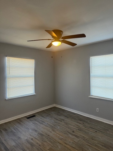 Building Photo - 2035 Hollins Dr