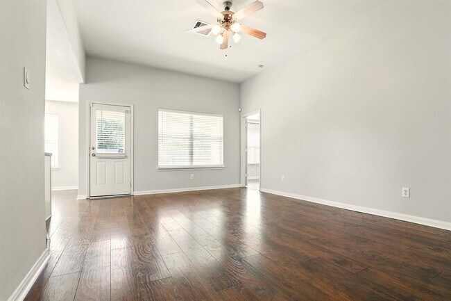 Building Photo - 4006 Enclave Mist Ln