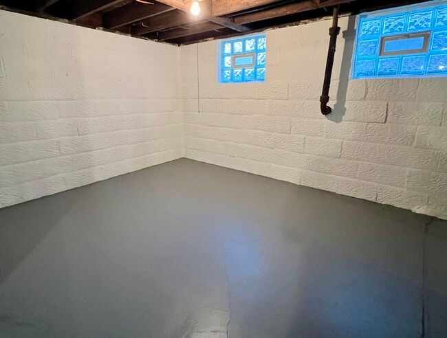 Building Photo - 1116 Murray Ave