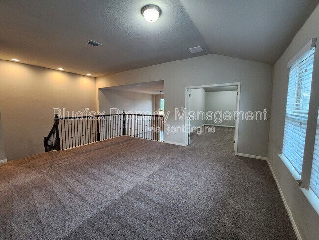 Building Photo - 13840 Tribeca