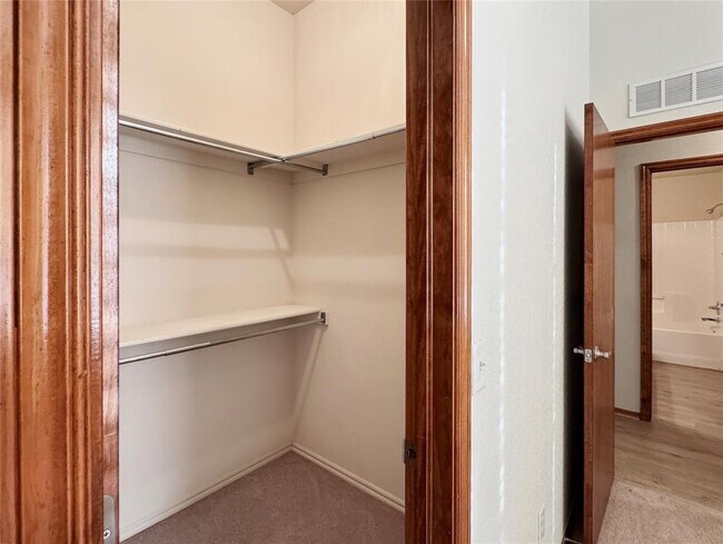 Building Photo - 14021 Harvest Cir