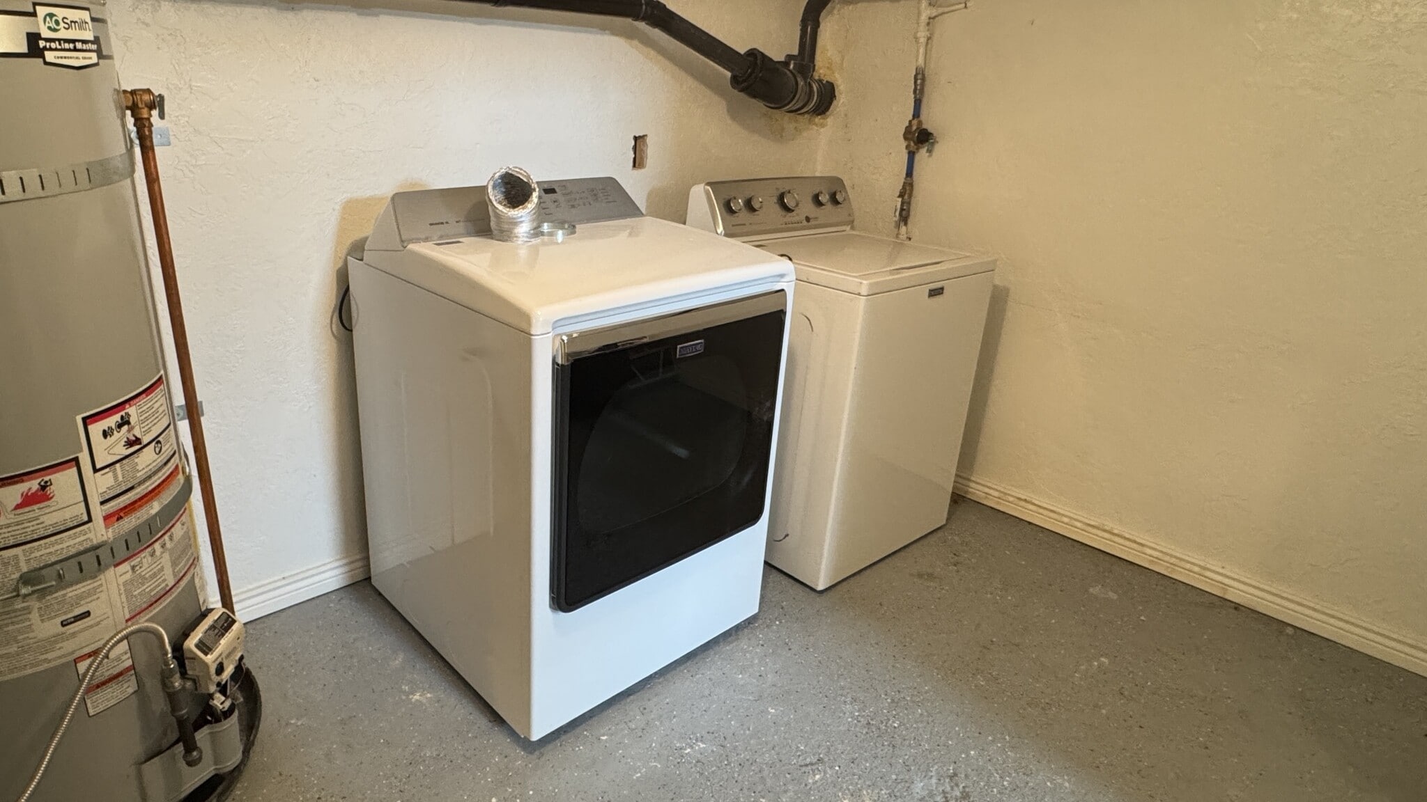 Building Photo - 950 E 1000 S