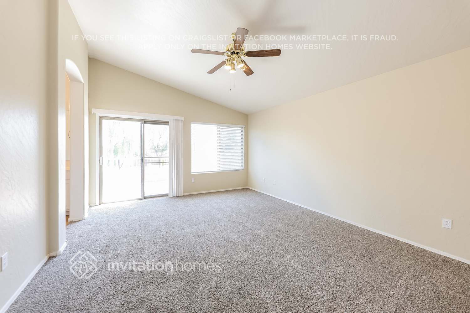 Building Photo - 7447 W Trails Dr