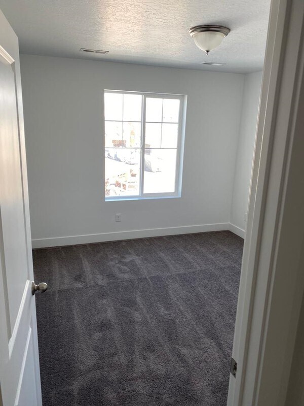 Building Photo - 15188 S Prinz Ln