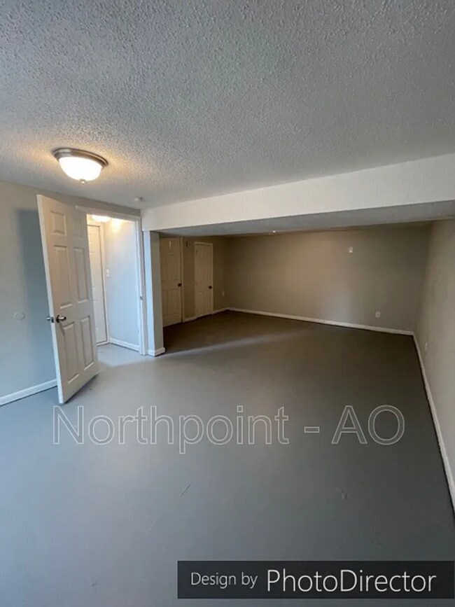 Building Photo - Updated 3-Bedroom Home with Garage & Deck in Kansas City, KS