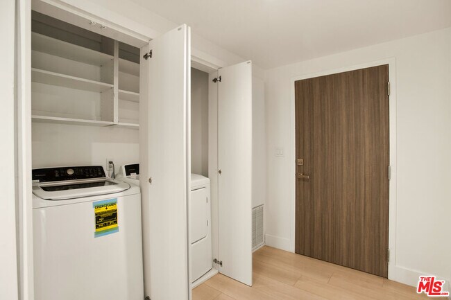 Building Photo - 10630 Wilkins Ave