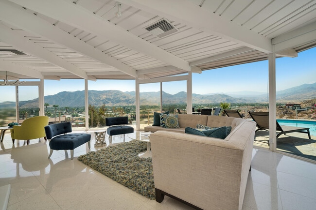 Building Photo - 17 Cahuilla Hills Dr