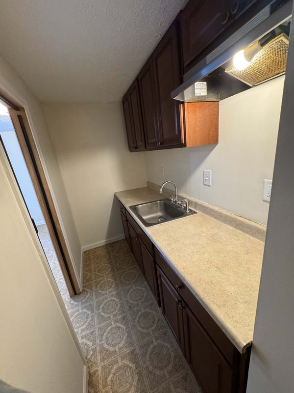 Building Photo - 14458 Black Horse Ct