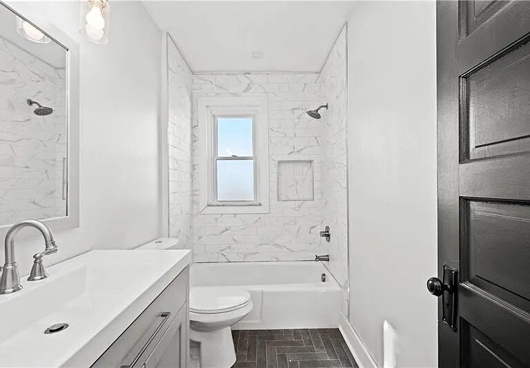 Building Photo - 3431 Duquesne Ave