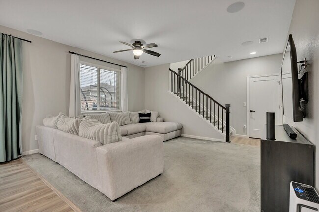 Building Photo - Newer Build 3 Bedroom Home In a Beautiful Neighborhood!