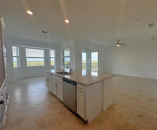 Building Photo - 14051 Heritage Landing Blvd