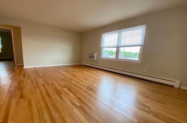 Building Photo - 158 Walton St