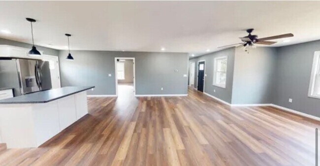 Building Photo - New 3-bedroom home!