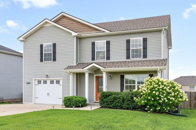 Building Photo - Spacious 4-Bedroom Home with Modern Upgrad...