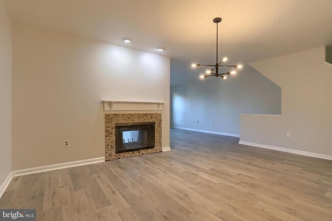 Building Photo - 2065 Raleigh Rd