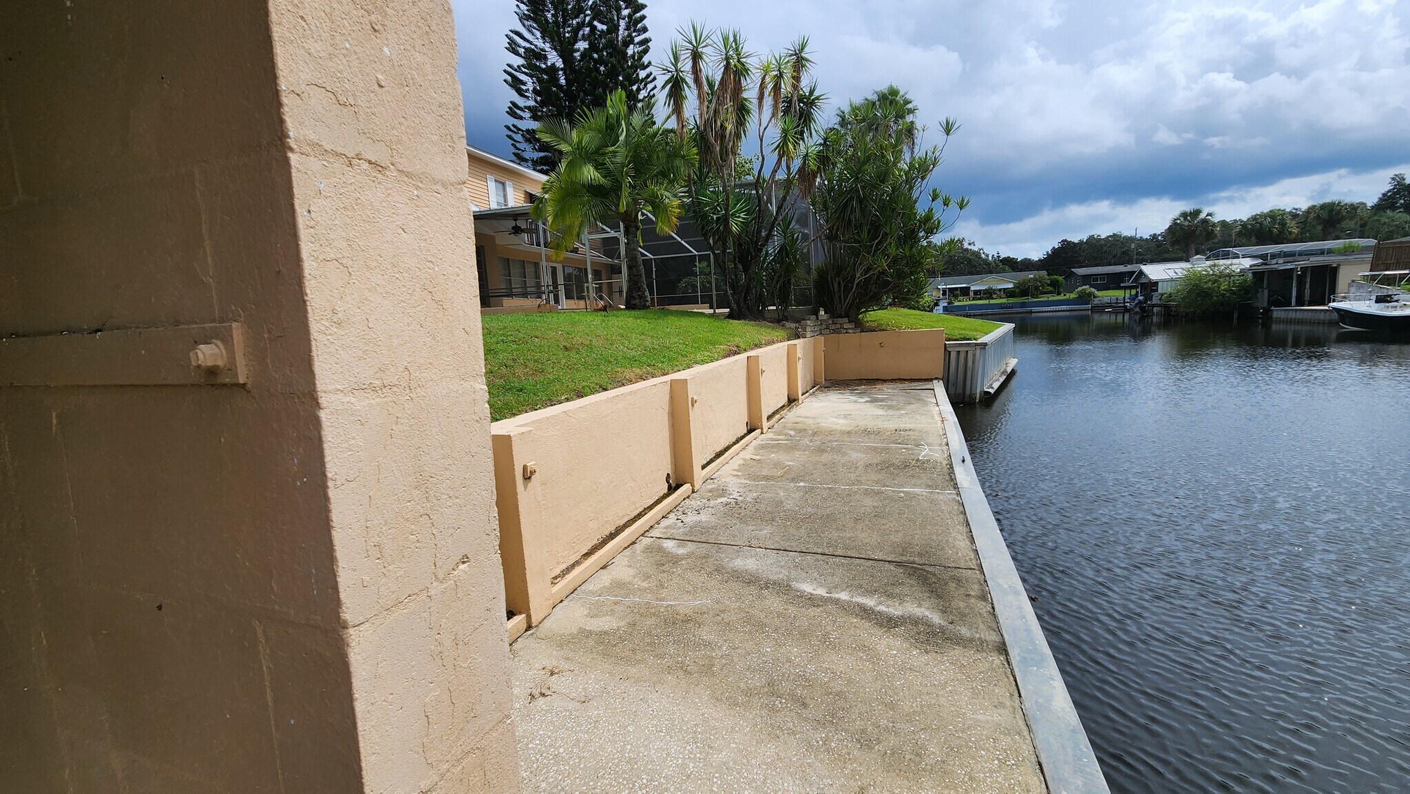 Building Photo - 1627 Canal Ct