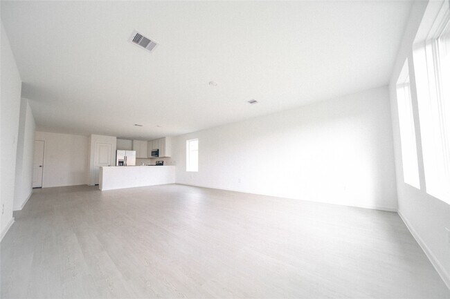 Building Photo - 9302 Speckled Trout Dr