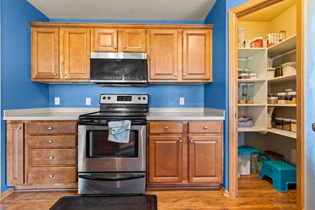 Building Photo - 260 N Mallard Dr