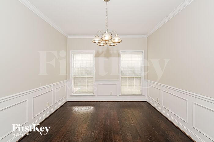 Building Photo - 531 Forest Lakes Dr