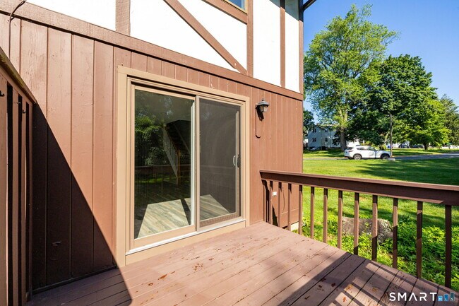 Building Photo - 101 Cedar Hollow Dr