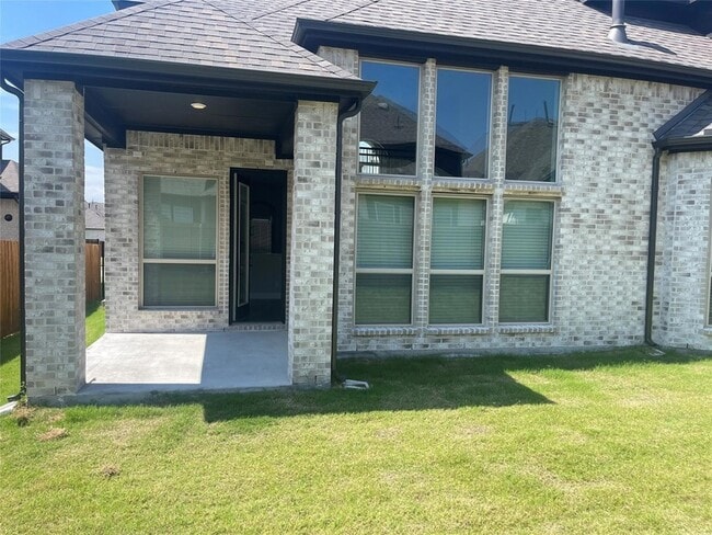 Building Photo - 11386 Sawmill Rd