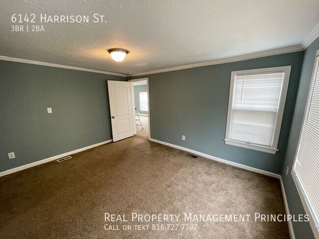 Building Photo - 6142 Harrison St