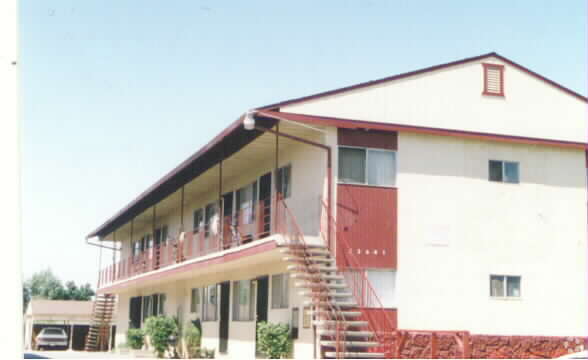 Building Photo - Casa Nueve