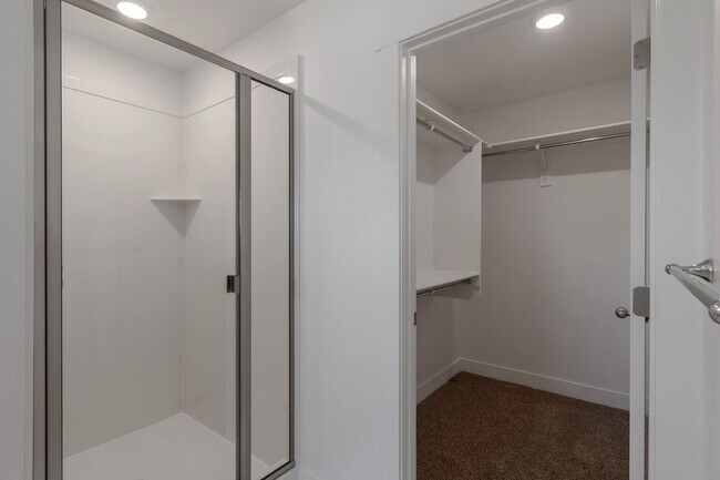 Building Photo - BRAND NEW - 3BD/2.5BTH/2GAR - SPANISH FORK