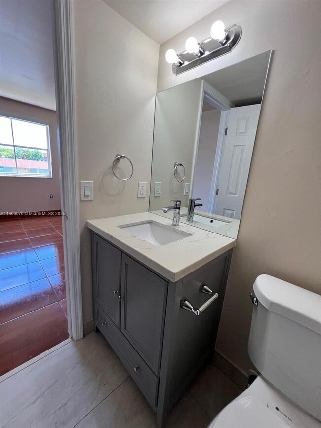 Building Photo - 675 NW 85th Ct